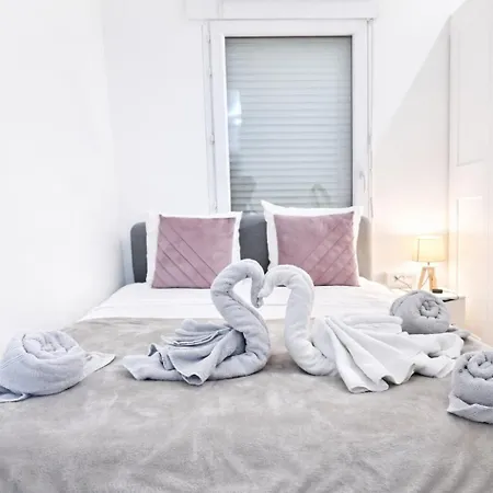 20 Mins To Paris & Disneyland - Cocon Des Apartmán Champs-Sur-Marne